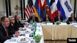 Австрія - Президенти Азербайджану, Вірменії та міністри закордонних справ Мінської групи ОБСЄ зустрілися щодо Нагірного Карабаху, Відень, 16 травня 2016 року