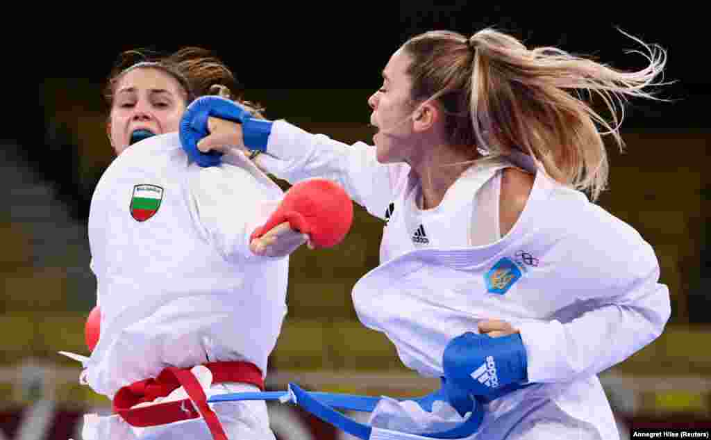 Украинская каратистка Анжелика Терлюга завоевала серебряную медаль на Олимпийских играх в Токио. 29-летняя Терлюга в борьбе за «золото» уступила болгарской сопернице Ивете Горановой со счетом 1:5