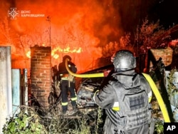 Urmările unui atac nocturn aerian rusesc la Harkov, pe 15 iulie 2025.