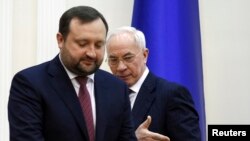 Арбузов (на передньому плані) очолював Нацбанк із грудня 2010 до січня 2013 року