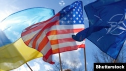 Державний секретар США Ентоні Блінкен обговорив з генеральним секретарем НАТО «негайну і тривалу» підтримку України