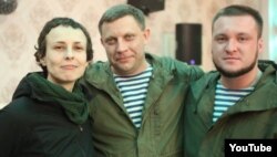 Російська співачка Юлія Чичеріна з бойовиками угруповань «ДНР» та «ЛНР»