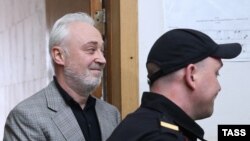 Леонид Меламед в суде после задержания, 3 июля 2015 года