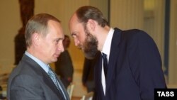 Владимир Путин и Сергей Пугачев. 2000 г.