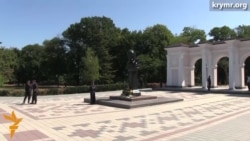 У Сімферополі «замінували» парк Шевченка У Сімферополі «замінували» парк Шевченка