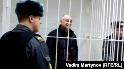 Девлетхан Алиханов в суде