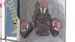 У київському метро відкрили виставку про корупцію (відео) У київському метро відкрили виставку про корупцію (відео)