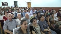 Мавсими нави театрӣ бо ҳузури ками тамошобин дар Тоҷикистон Мавсими нави театрӣ бо ҳузури ками тамошобин дар Тоҷикистон