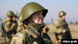 У МОУ вкотре наголосили, що взяття на військовий облік – це не призов на службу