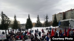 Митинг уволенных сотрудников Златоустовского металлургического завода, 22 марта 2014 года