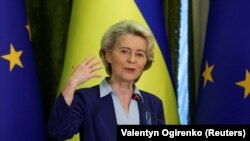 «Держави-члени погодилися з посиленими, продовженими санкціями ЄС проти Кремля» – президентка Єврокомісії Урсула фон дер Ляєн