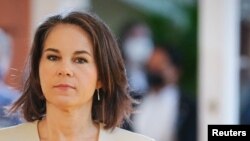 Міністр закордонних справ Німеччини Анналена Бербок стала першим членом уряду Німеччини, який побував в українському місті, неподалік від лінії фронту