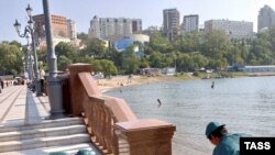 На столичных улицах, вопреки уверениям коммунальных служб, трудятся до 400 тысяч нелегалов