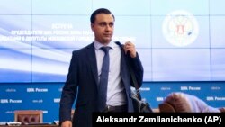 «Я, звичайно, почекав біля воріт Люберецького спецприймальника, що мене повезуть до спецприймальника №2 відбувати арешт далі. Але їхати самому до спецприймальника, погодьтеся, було б по-дурному», – написав Жданов