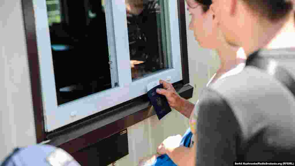 Як заявили у прикордонників – робота пункту пропуску продовжиться у штатному режимі