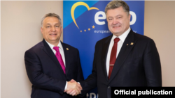 Прем'єр-міністр Угорщини Віктор Орбан і тодішній президент України Петро Порошенко, Мальта, 30 березня 2017 року