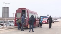 На Новый год – на материк: крымчане на КПВВ «Каланчак» (видео) На Новый год – на материк: крымчане на КПВВ «Каланчак» (видео)