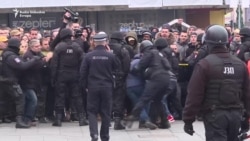 Policija razbila protest 'Pravda za Davida' Policija razbila protest 'Pravda za Davida'