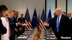 Дональд Туск і Дональд Трамп