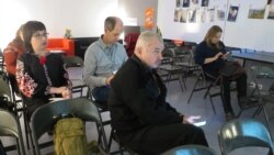 Журналисты мариупольских изданий и активисты города пришли на презентацию нового приложения