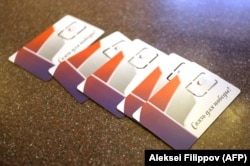 Сім-картки оператора «Фенікс», який окупанти запустили у 2014 році на потужностях захопленого Kyivstar