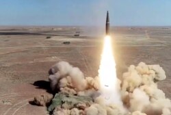 Пуск ракети з комплексу «Іскандер» на полігоні в Казахстані під час навчань «Центр-2019» під керівництвом російського Кремля