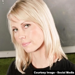 Джесіка Аро