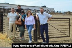 Перші «Донецькі куркулі» у Чермалику отримали юридичну допомогу від маріупольської ГО на чолі з Пугачовою