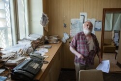 Під час роботи над сценарієм фільму «Редакція» команда відвідала головного редактора газети «Наддніпрянська правда» (Херсон) Ігора Реву.