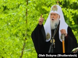 Патріарх Київський і всієї Руси-України Філарет під час відкриття пам’ятника гетьману України Івану Мазепі. Полтава, 7 травня 2016 року