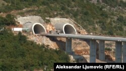 Radovi na izgradnji autoputa u Crnoj Gori