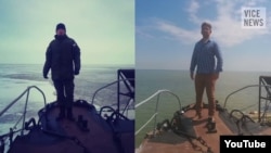 Ліворуч: російський військовослужбовець Бато Дамбаєв. Праворуч: Саймон Островський. Місто Таганрог (Ростовська область)