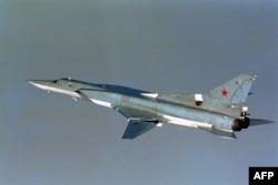 Российский дальний бомбардировщик Ту-22М, август 2007 года. Несколько самолетов были уничтожены в результате атак беспилотников 1 июня