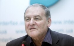 Євген Захаров