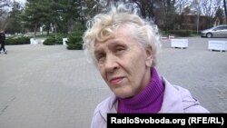 Жінка вірить, що дипломатичним шляхом можна завершити війну