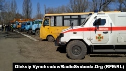 Техника, необходимая для ремонта моста, уже в Станице Луганской