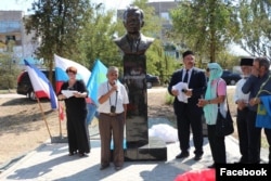 Бюст Номана Челебиджихана в Кучук-Алкали. 2019 год