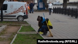 На акции «За чистый Крым», Симферополь, 8 марта 2014 года