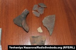 Уламки посуду, знайдені гідроархеологами