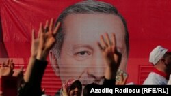 Erdogan će zahvaljujući ustavnim promenama, koje su izglasane na referendumu, moći da vlada sve do 2029. godine: Ejdus