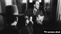 Кадр із фільму «Атентат: Осіннє вбивство в Мюнхені»