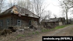 Село Савичі у Брагінському районі Гомельській області Білорусі