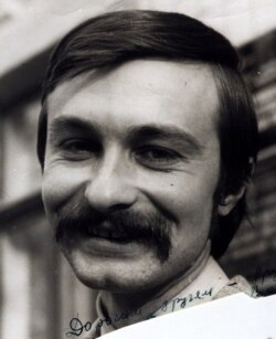 Поет Дмитро Кремінь у перші роки на Миколаївщині