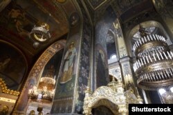 Інтер’єр Патріаршого кафедрального собору святого Володимира УПЦ Київського патріархату