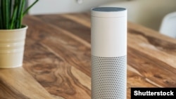 Домашній асистент White Amazon Echo Plus, Alexa