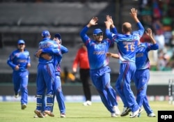 Афганська збірна грає в крикет