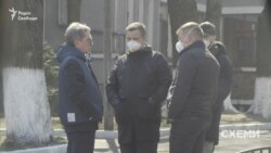 Журналісти доволі часто помічали Царенка під МОЗ. Зокрема, і у компанії Іллі Ємця