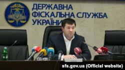 Роман Насіров