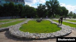 Контури фундаменту Десятинної церкви в Києві, яку вважають першим кам’яним християнським собором періоду України-Русі