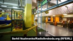 Вхід у дитячий ігровий майданчик